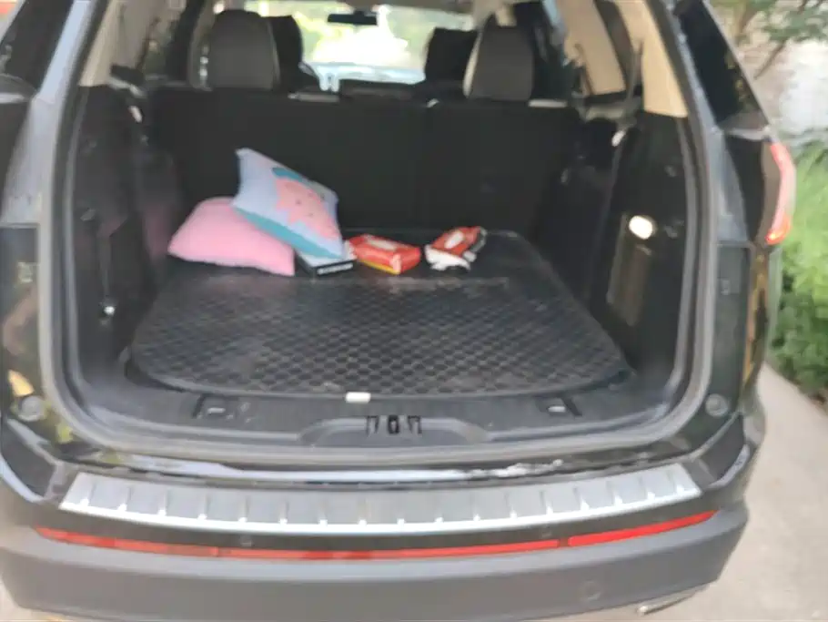 Edge EcoBoost 245 2 WD Grand Sharp 7-seat