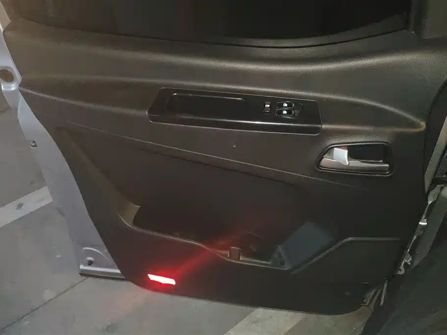 Refine M3 瑞风M3 2022款 1.8 L 7座标准版
