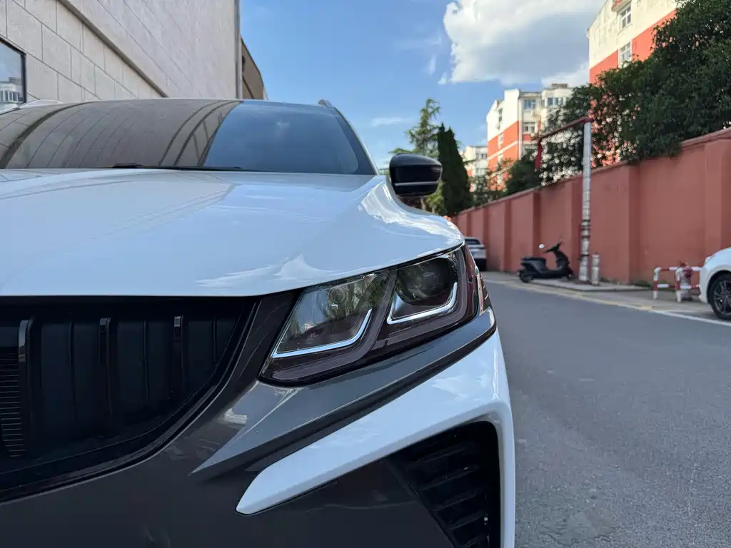 Binyue 1.4 T Manual Gold