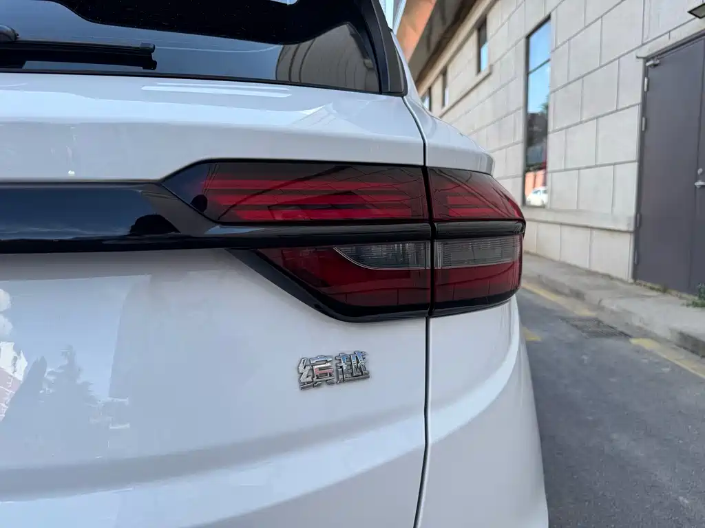 Binyue 1.4 T Manual Gold