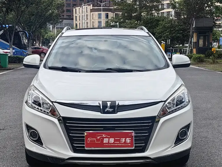 Luxgen URX 6 SUV 1.8 T Fashion