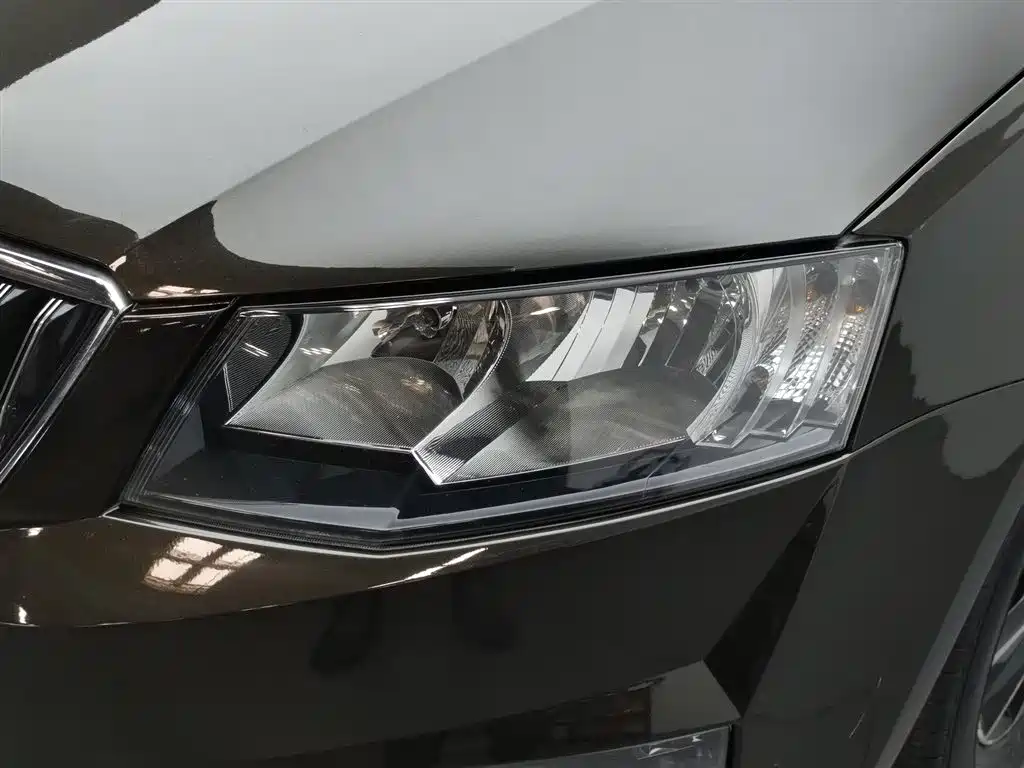 Octavia 1.6 L Auto Smart Travel
