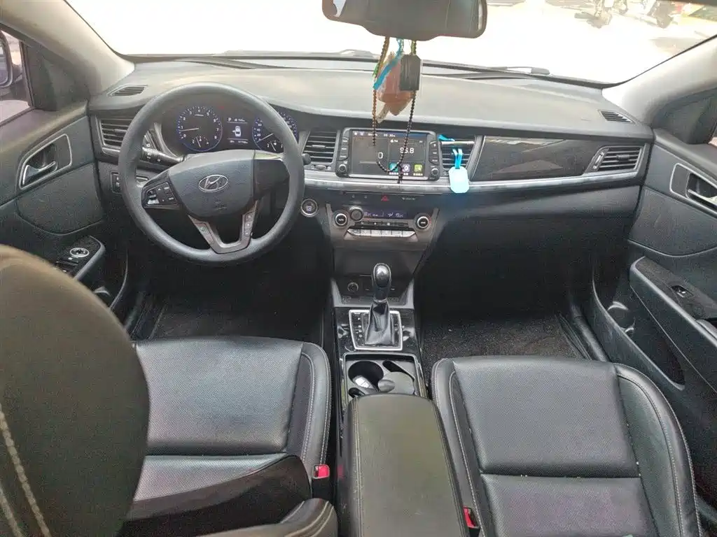 Mistra 1.6 T Auto Intelligent GLS CN-V