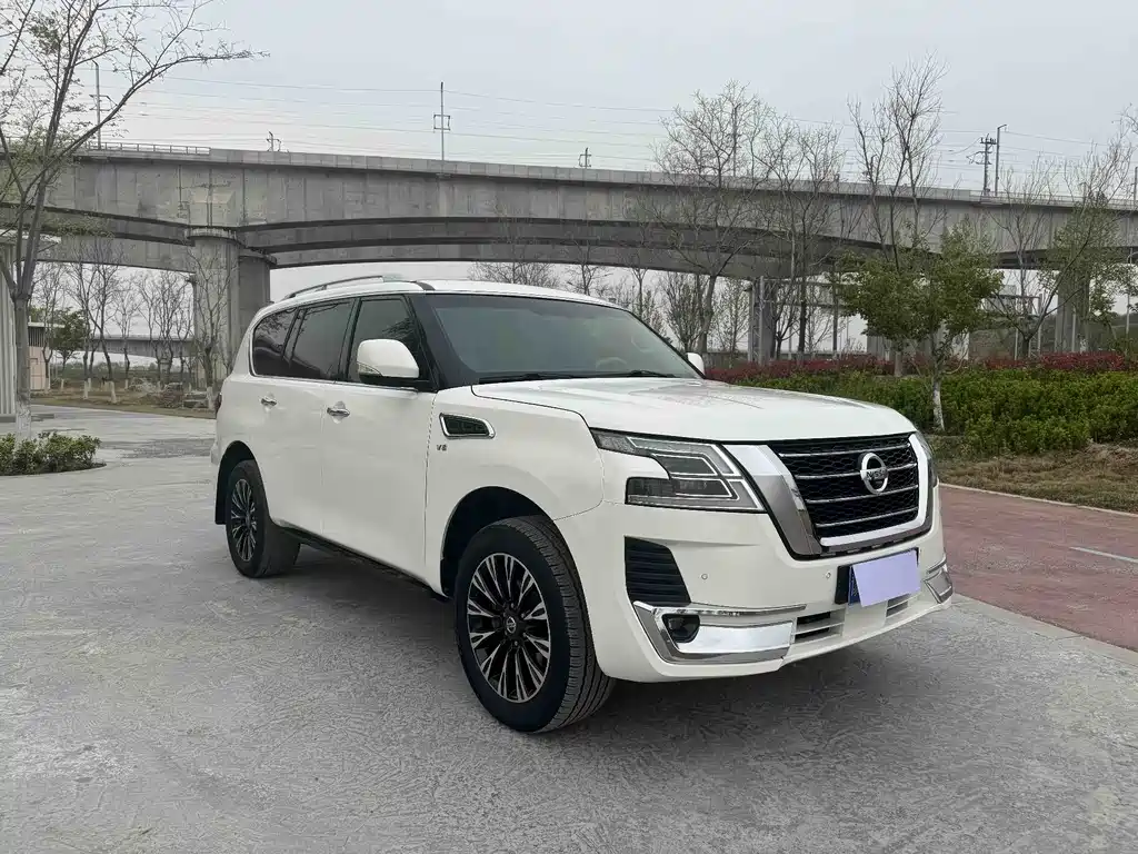 Patrol 4.0 L Platinum