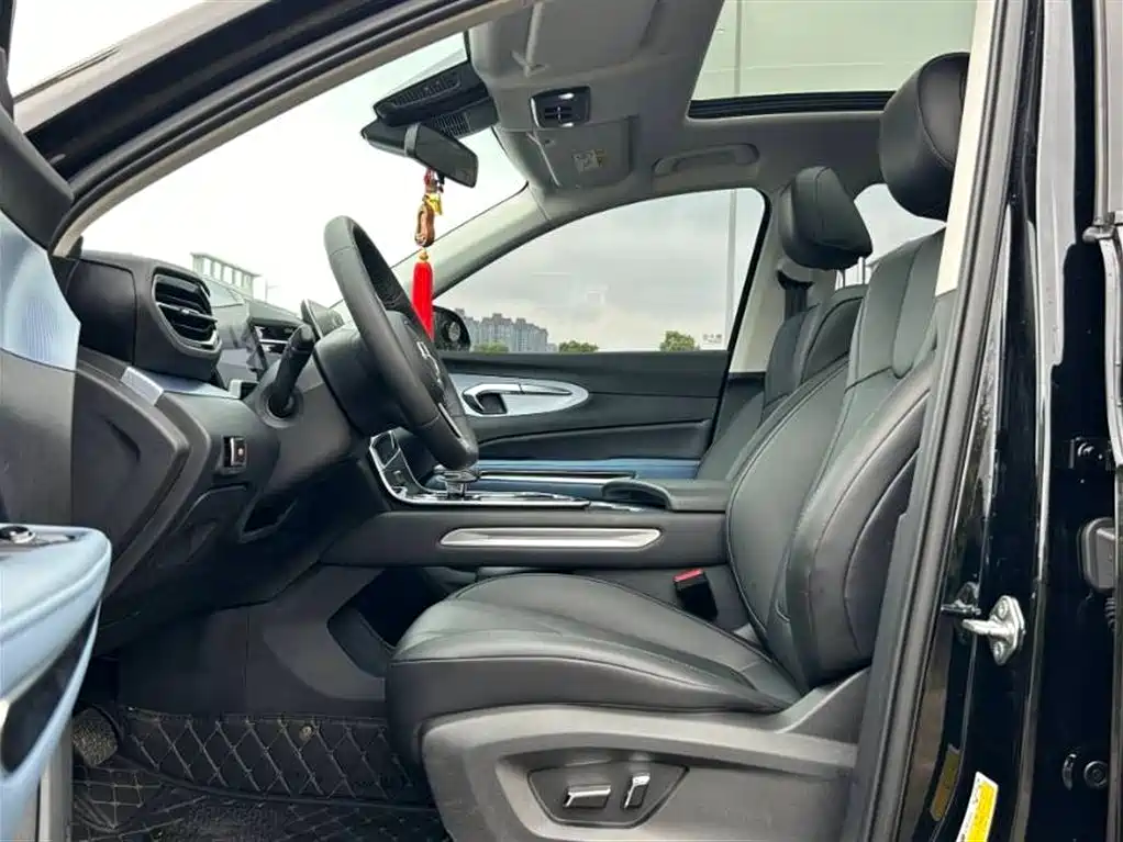 Besturn T90 1.5 T DCT Auto Luxury