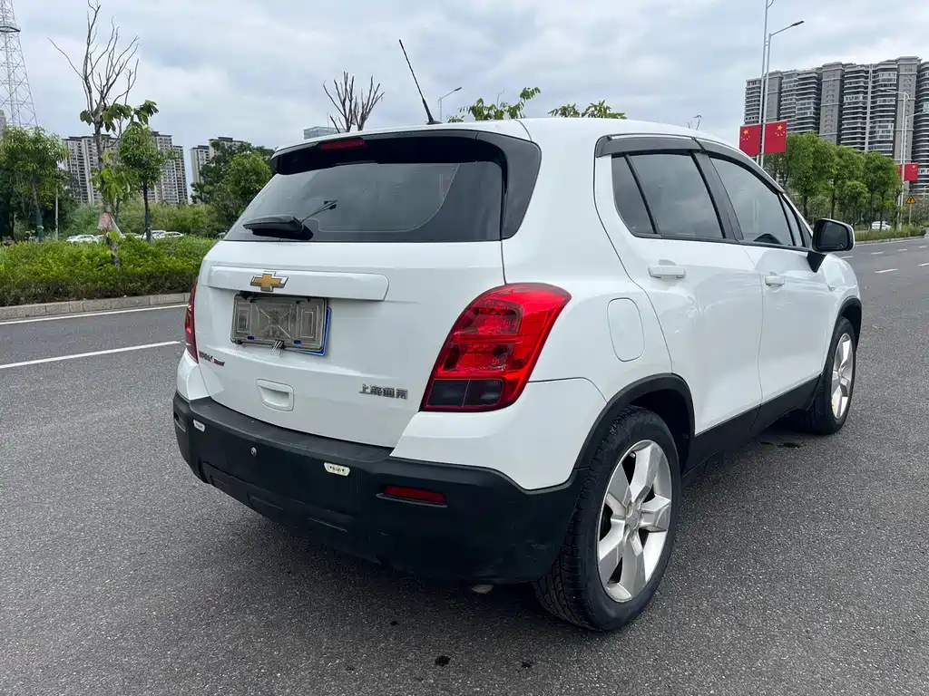 Tracker 1.4 T Auto 2 WD Comfort