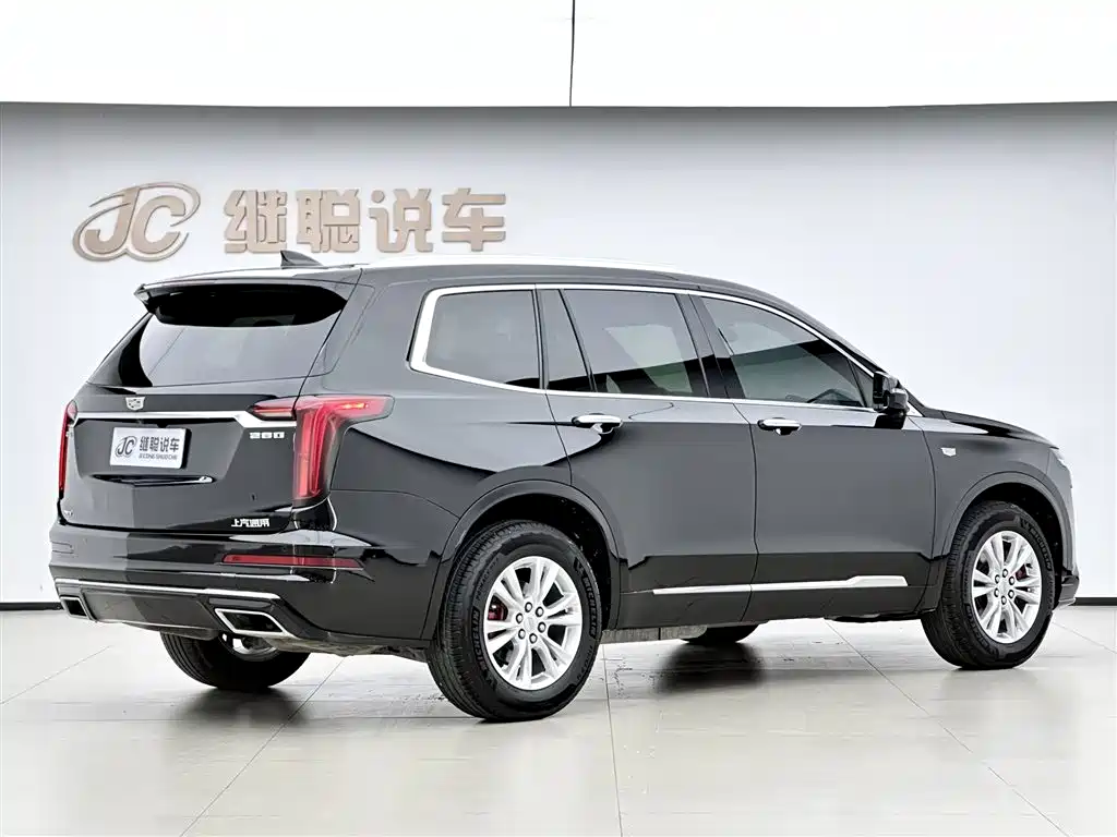 Cadillac XT6 28 T 7-seat 4 WD Style