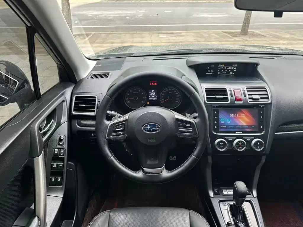 Forester 森林人 2015款 2.5 i 特装纪念版