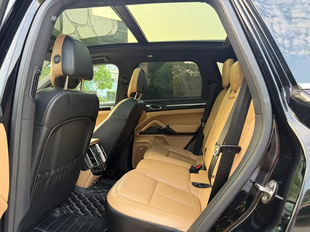 Cayenne Cayenne Platinum Edition 3.0 T