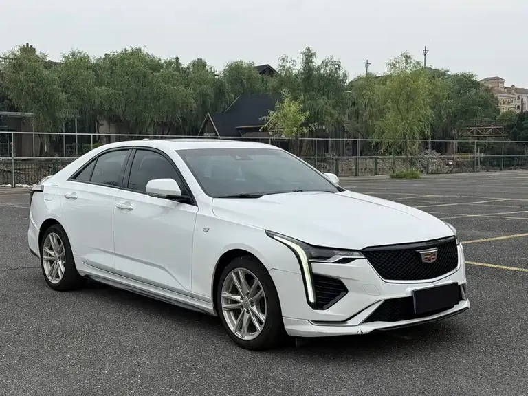Cadillac CT4 28 T Style