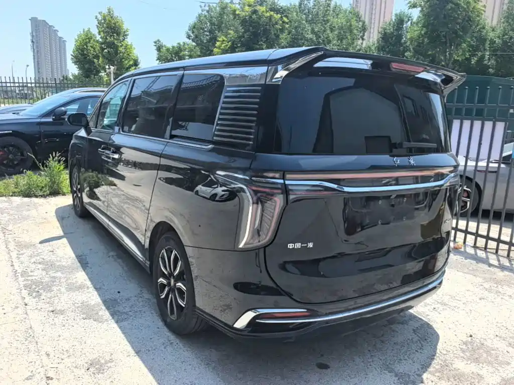 Hongqi HQ9 2.0 T Connected Flagship Enjoyment