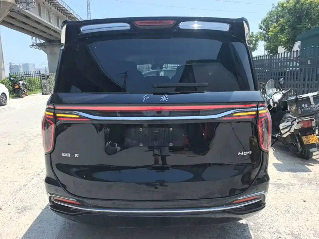 Hongqi HQ9 2.0 T Connected Flagship Enjoyment