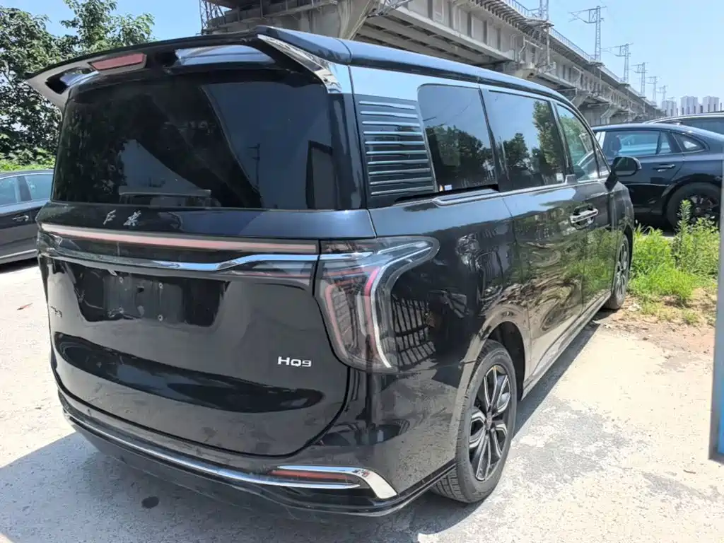Hongqi HQ9 2.0 T Connected Flagship Enjoyment