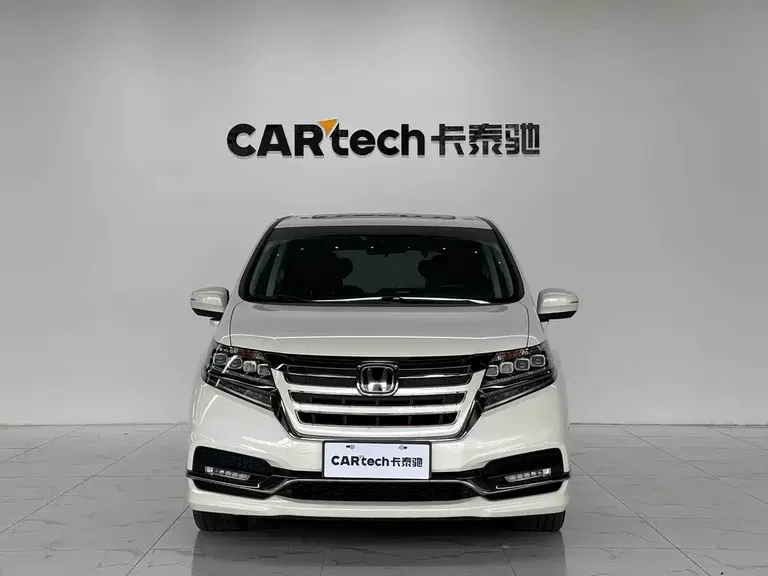 Honda Elysion 2.0 L Hybrid Luxury