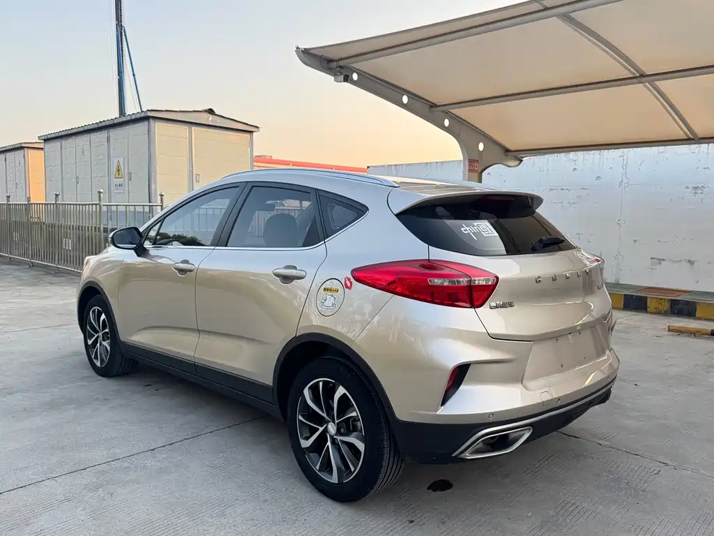 Emgrand GS 1.4 T CVT Elegant