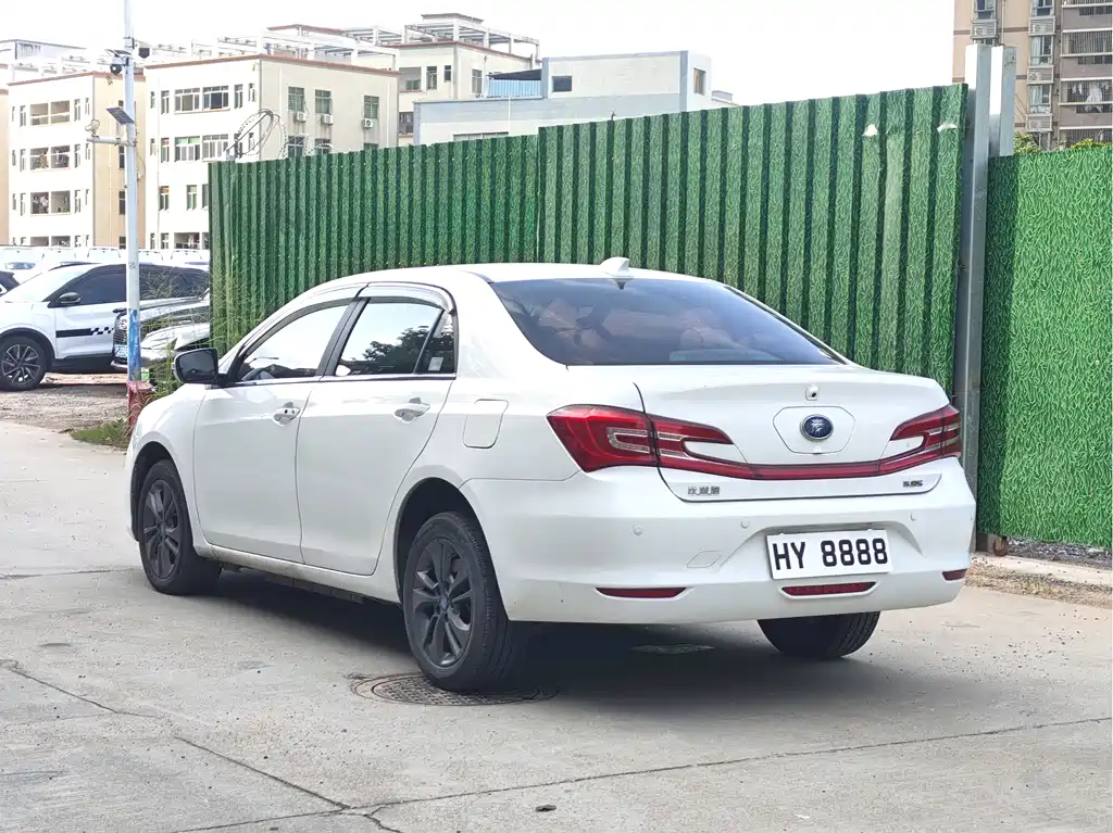 Qin NEV 秦新能源 2018款 1.5 T 智联尊贵型
