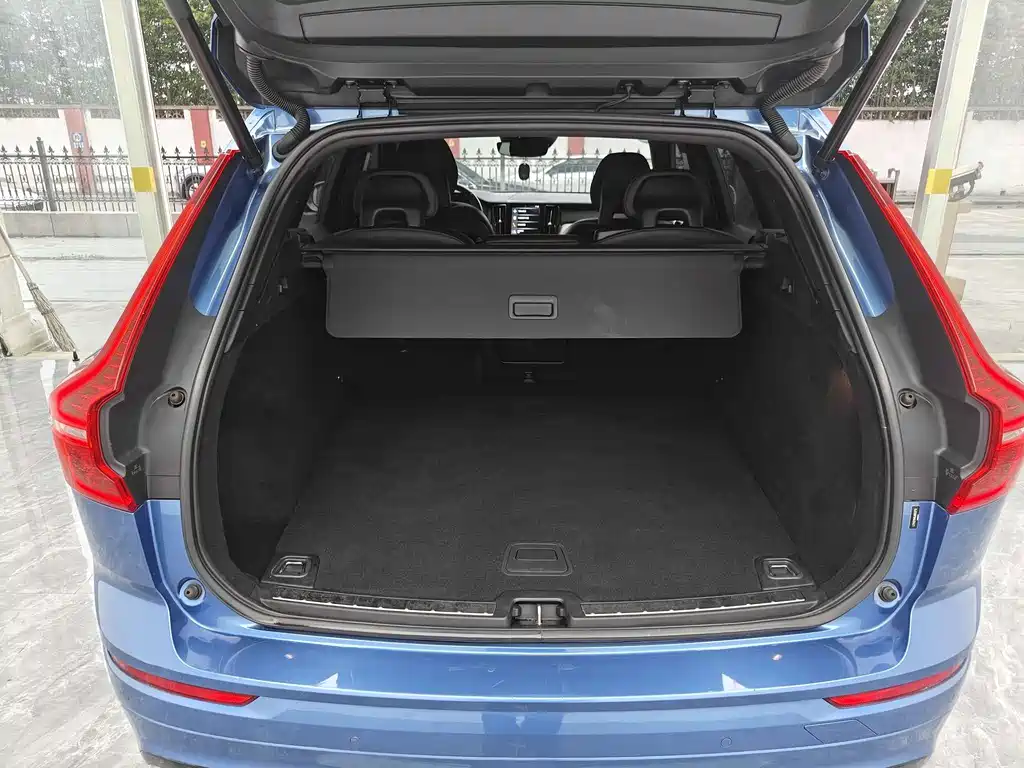 Volvo XC60 T5 4 WD Smart Vision Sport