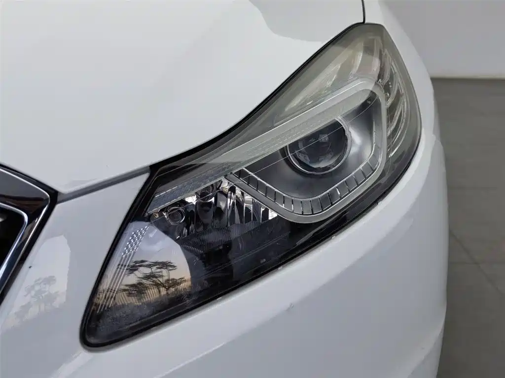 Besturn B70 2.0 L Auto Luxury