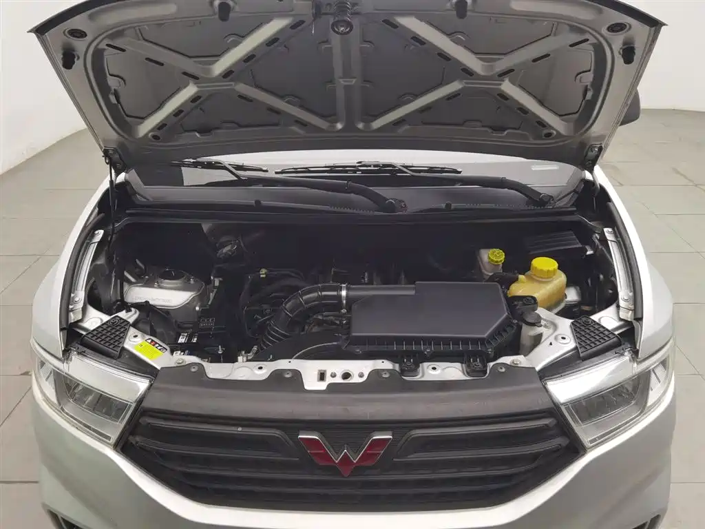 Wuling Hongguang V 1.5 L Power Take LAR