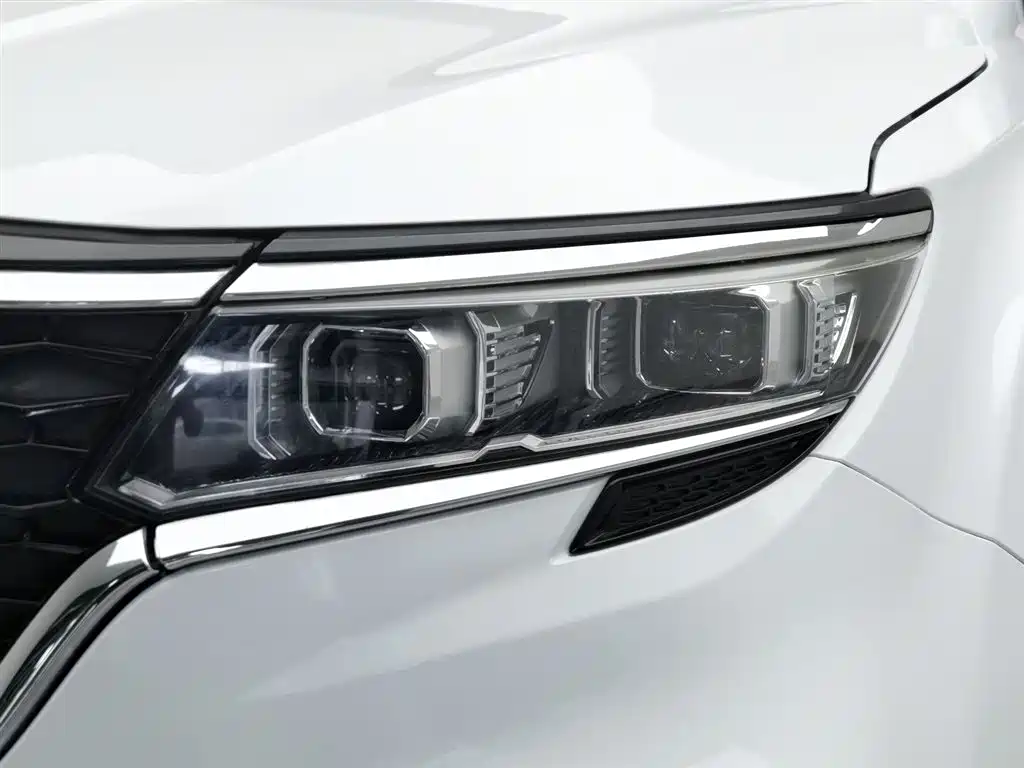 森雅R8 森雅R8 2020款 1.6 L 自动舒适型