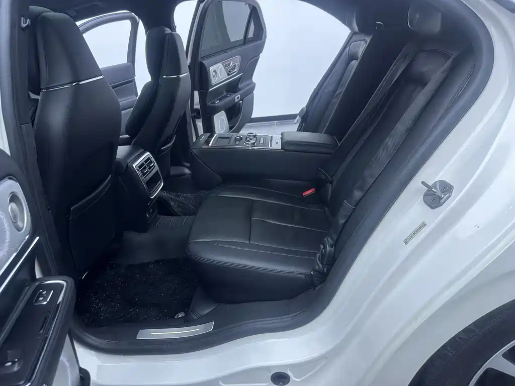 Lincoln Continental 林肯大陆 2018款 3.0 T 四驱尊耀版