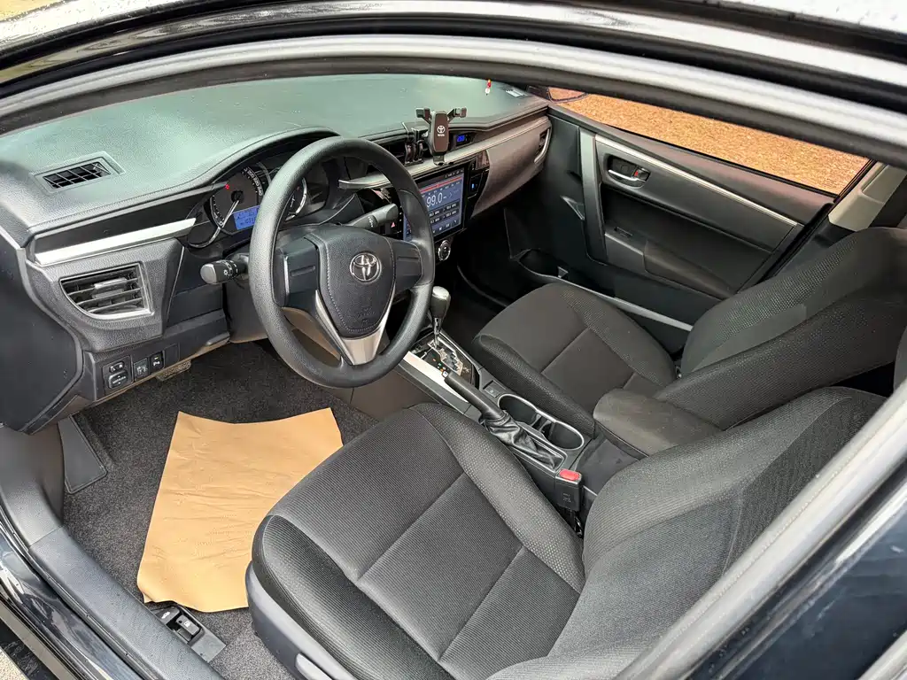 Levin 1.6 G CVT Elite