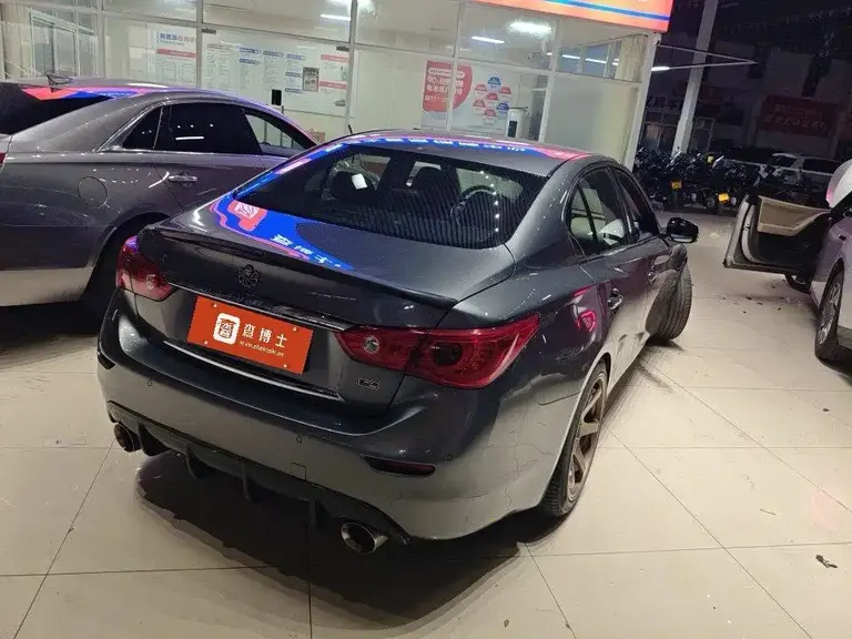 Infiniti Q50 3.7 L Luxury Sport