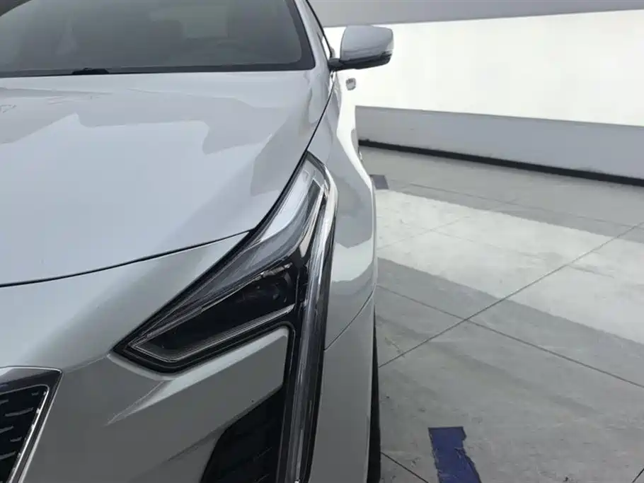 Cadillac CT6 28 T Luxury