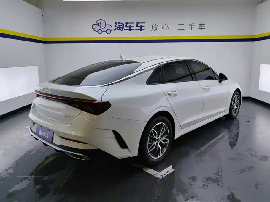 Kia K5 270 T CVVD Fashion