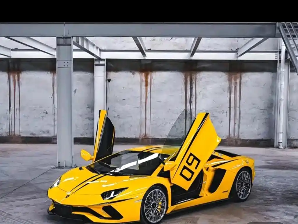 Aventador Aventador S