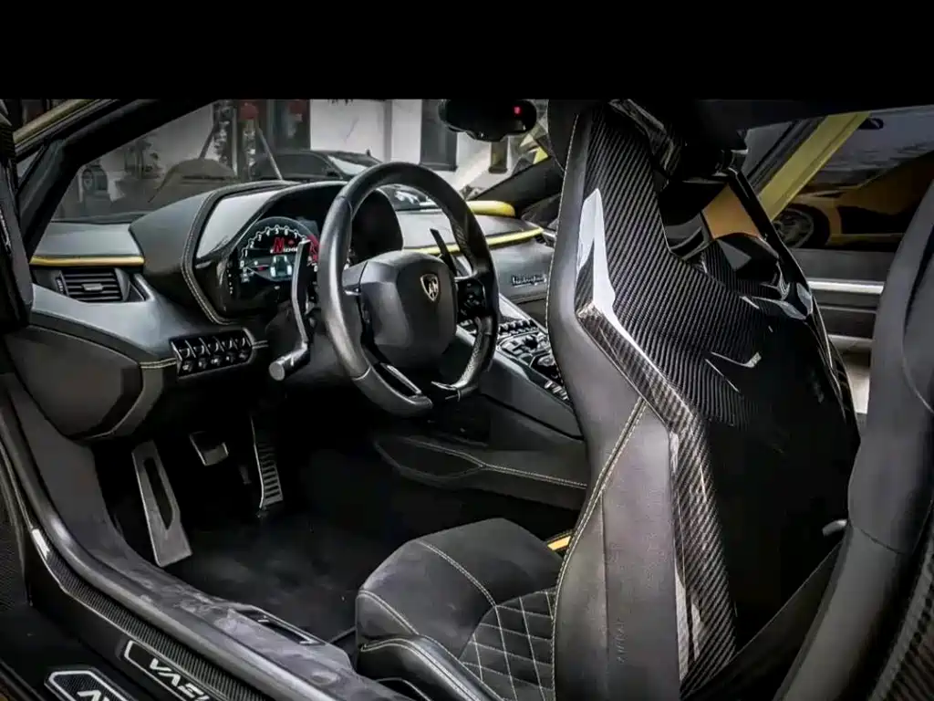 Aventador Aventador S