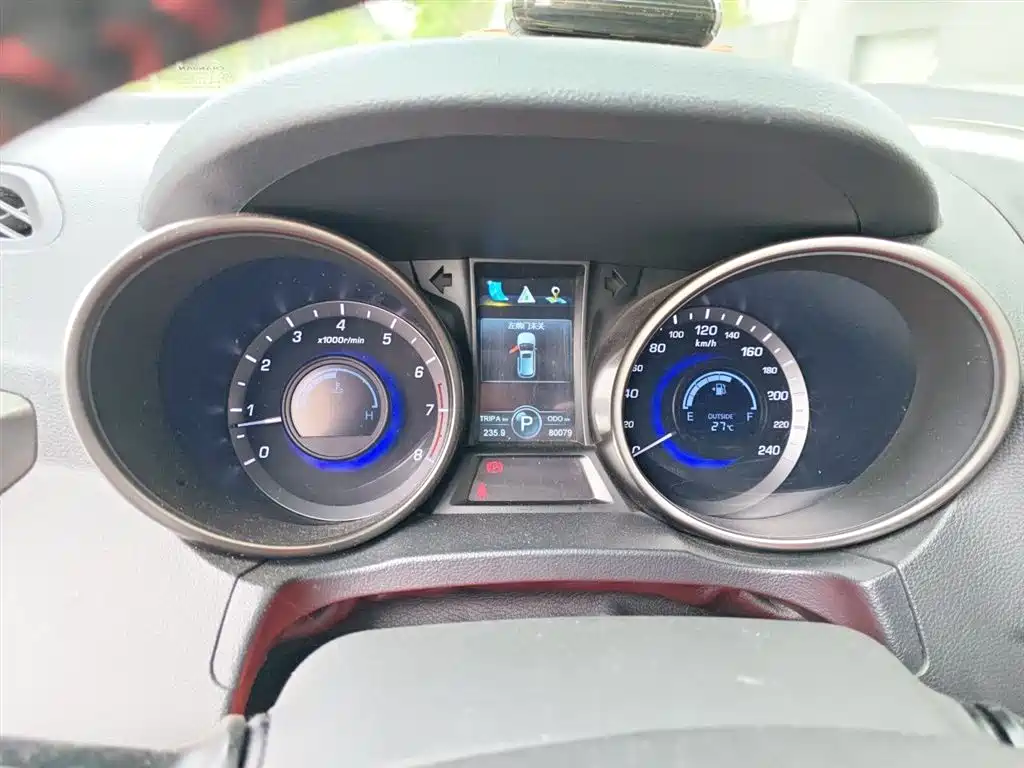 Changan CS75 1.8 T Auto Elite CN-V