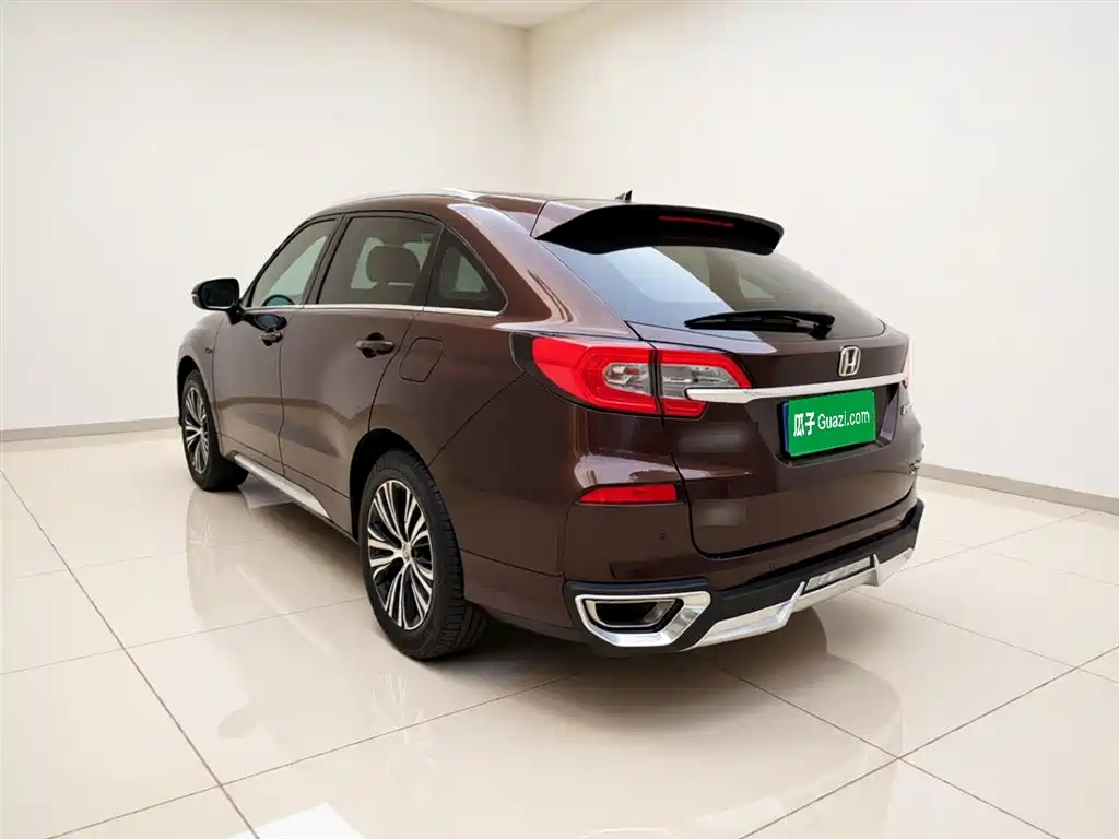 Avancier 370 TURBO 4 WD Premium