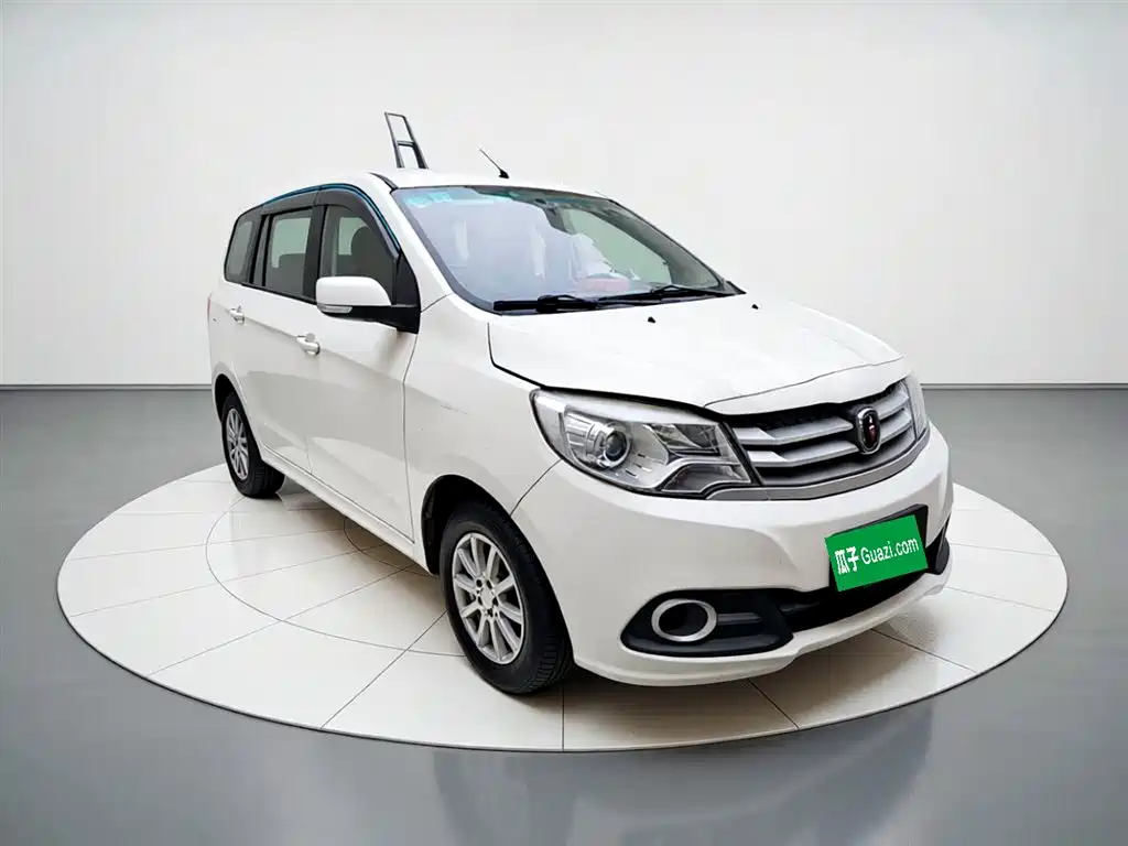 Brilliance Jinbei 750 1.5 L Comfort