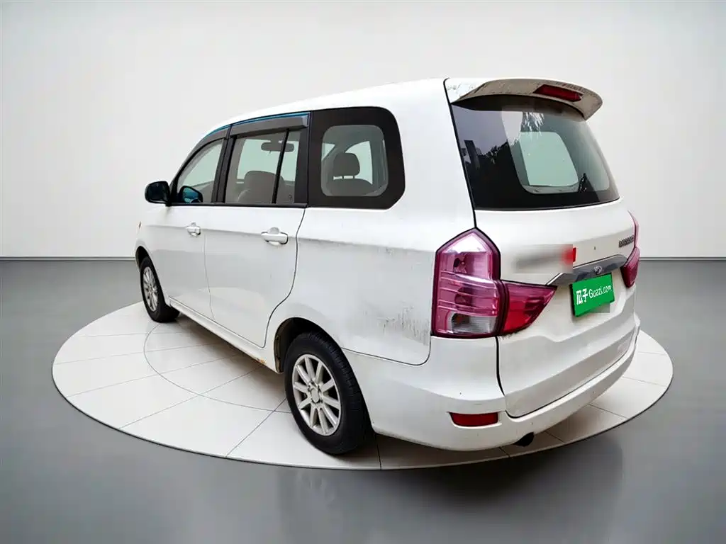 Brilliance Jinbei 750 1.5 L Comfort