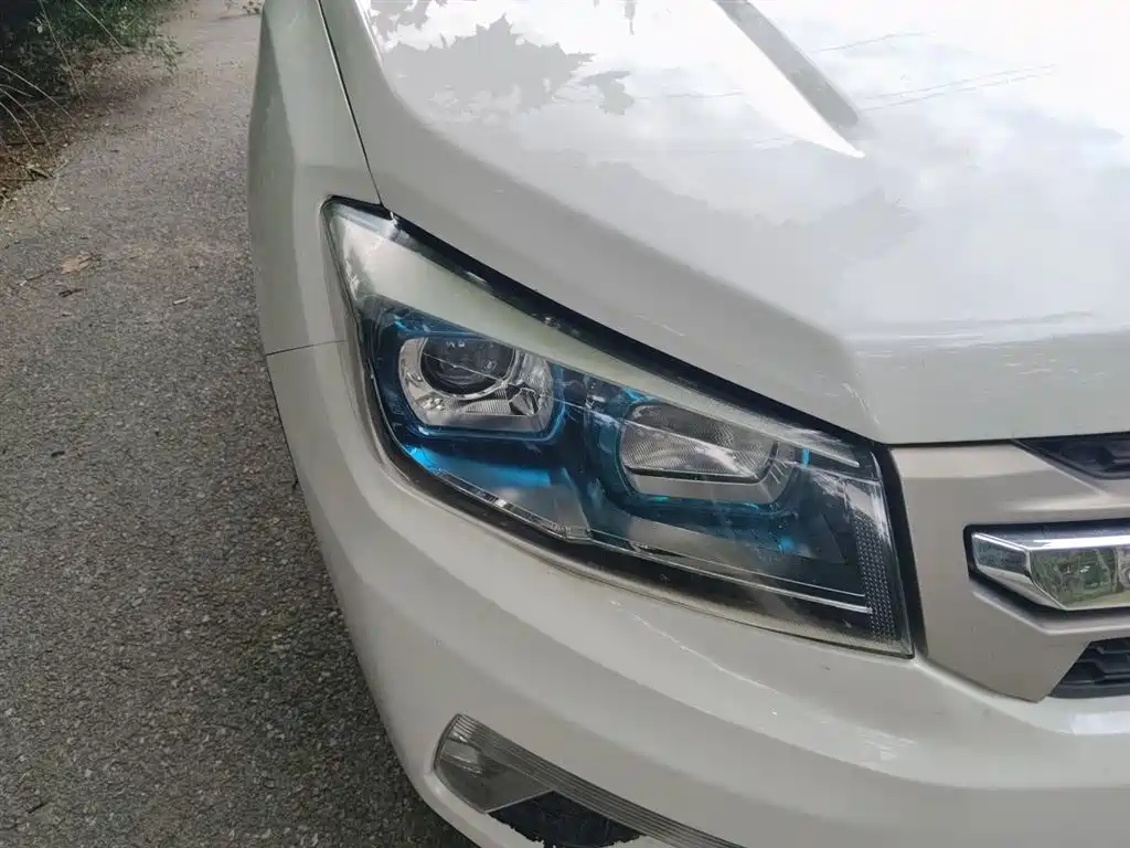 Changan CS75 2.0 L Manual Luxury CN-V