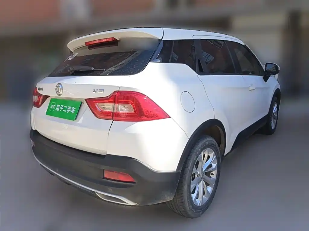 Brilliance V3 1.5 L Manual Comfort