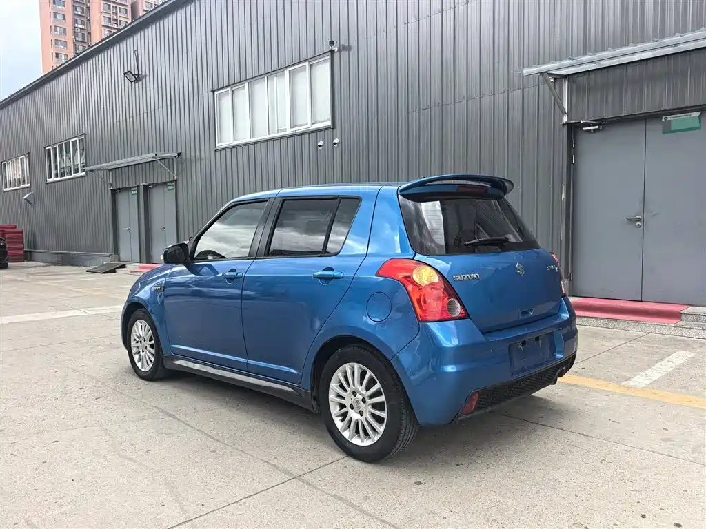 Swift 1.5 L Auto Sport
