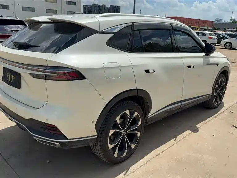 Roewe RX5 1.5 T Super Sense Elite