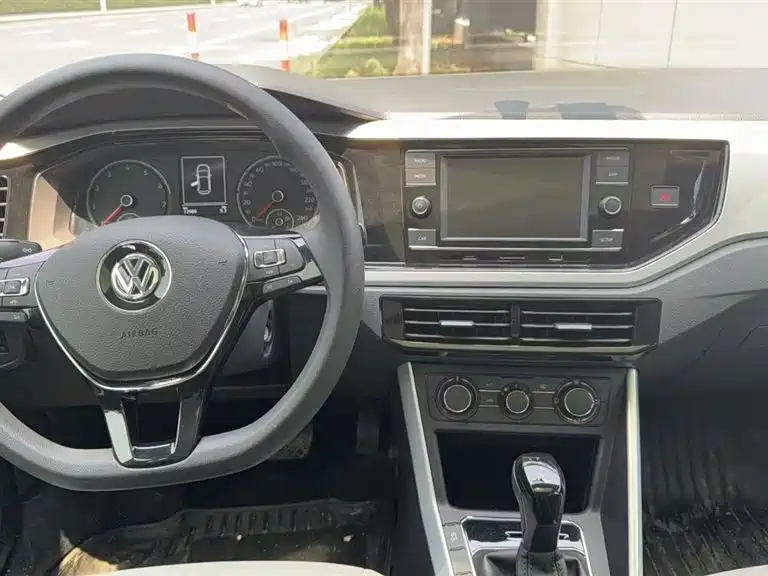 Polo Plus 1.5 L Auto Panoramic Pleasure