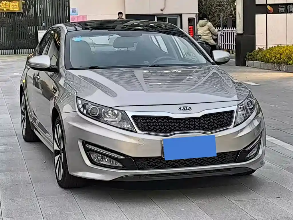 Kia K5 2.0 L Auto DLX