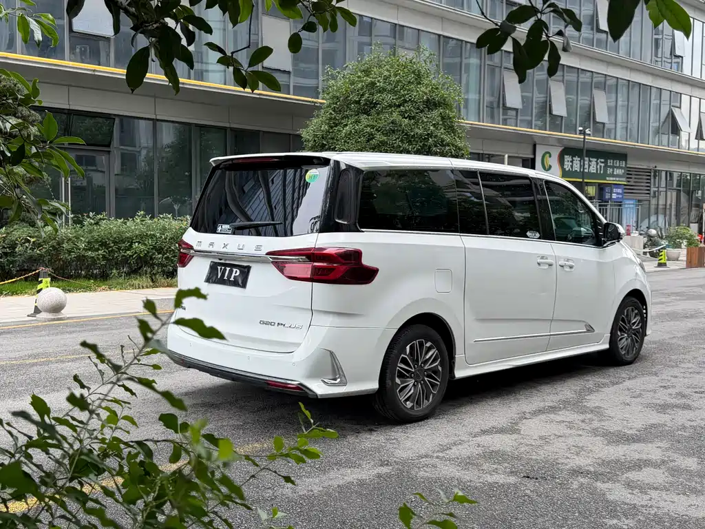 Maxus G20 大通G20 2023款 改款 PLUS 2.0 T 汽油自动豪华版