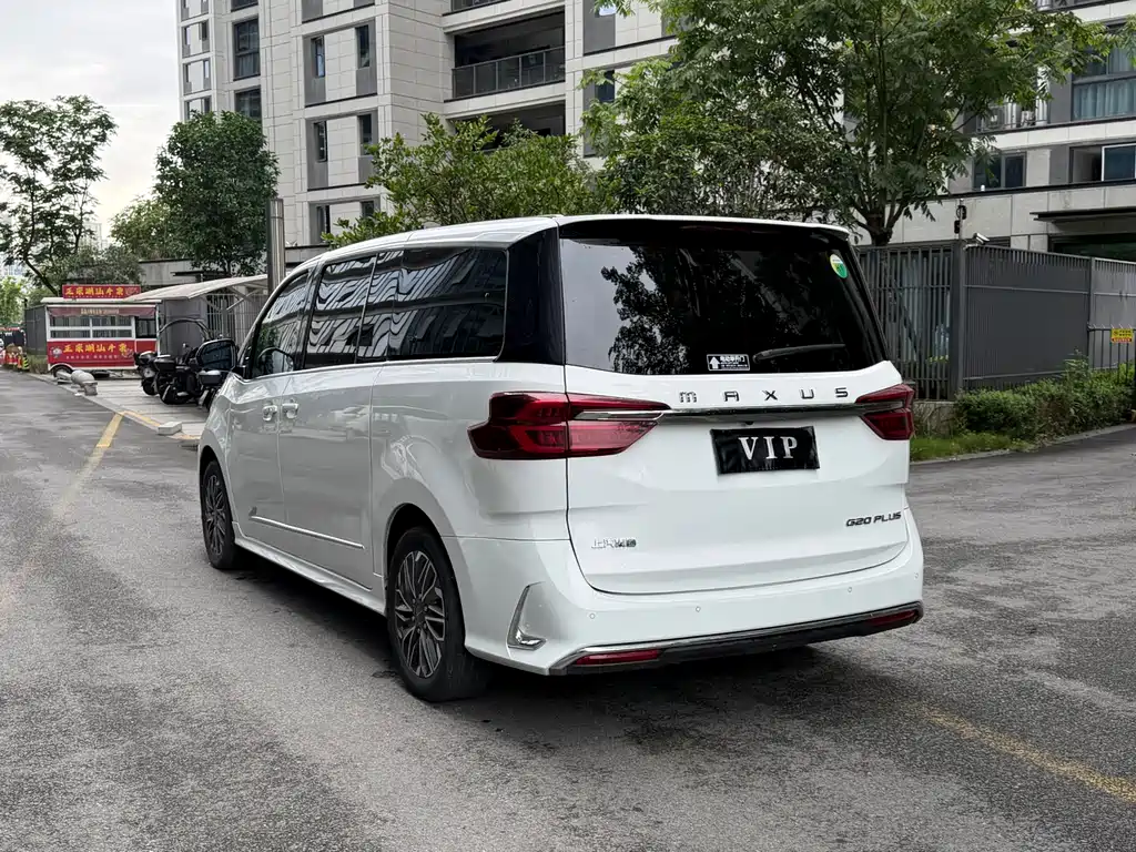Maxus G20 大通G20 2023款 改款 PLUS 2.0 T 汽油自动豪华版