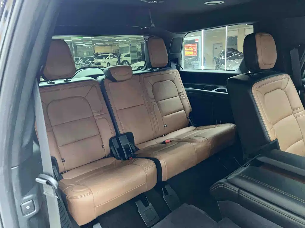 Navigator 3.5 T Honor Shine