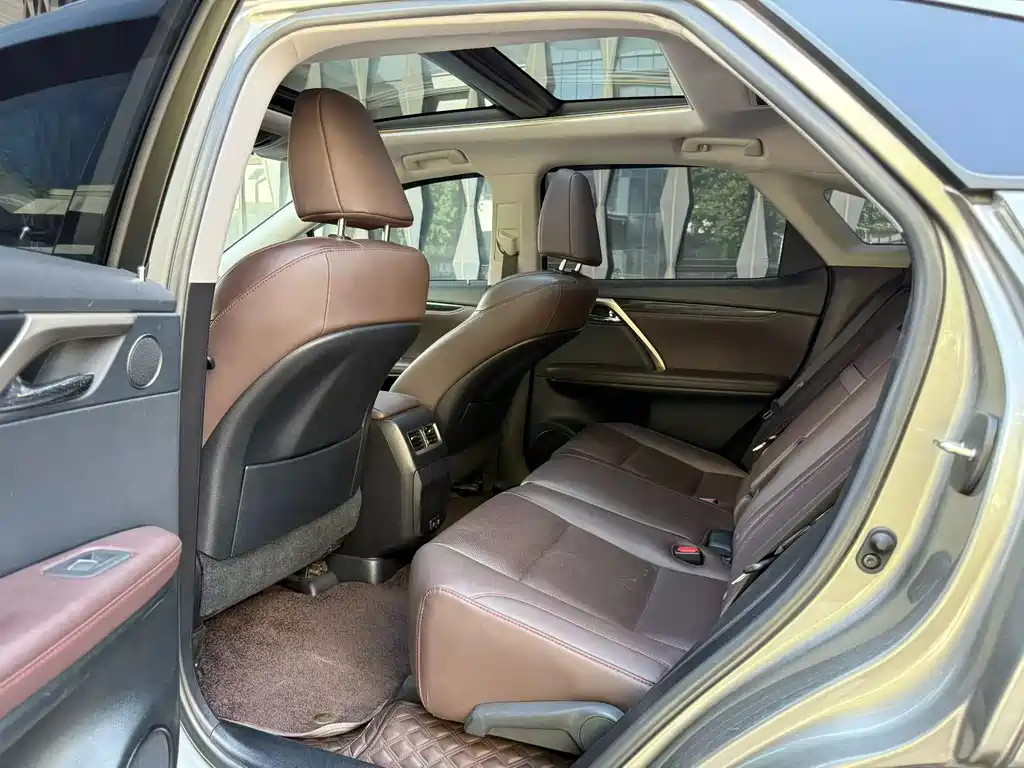 Lexus RX 300 4 WD Elegant CN-VI