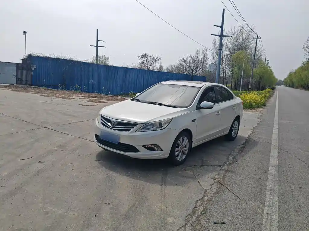 Eado 1.6 L Auto Luxury