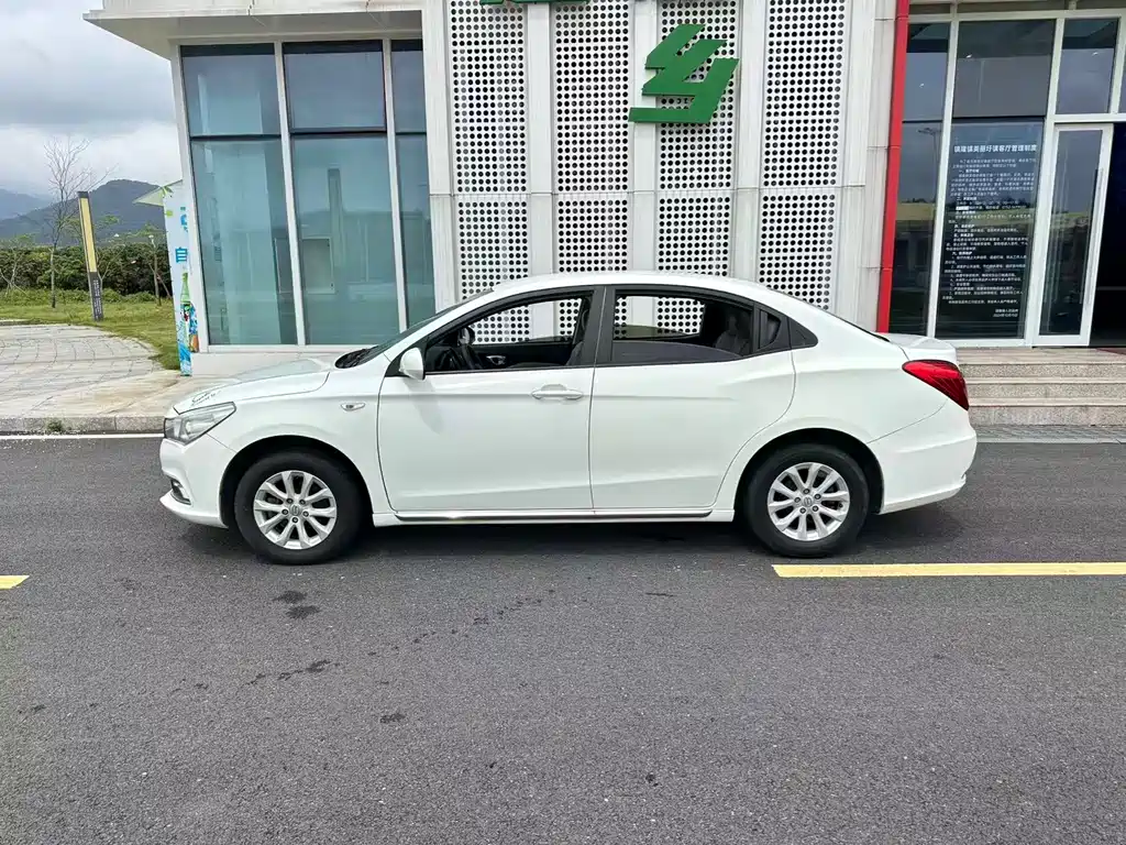 Trumpchi GA3 S Vision 200 T Manual Elite