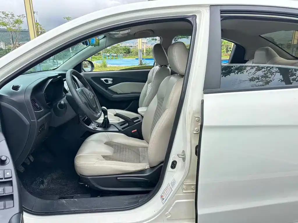 Trumpchi GA3 S Vision 200 T Manual Elite