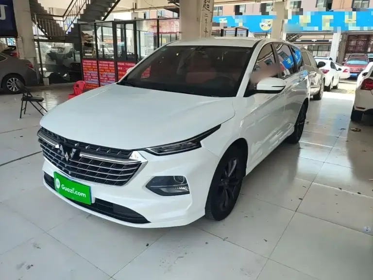 Wuling Victory 1.5 T CVT Elite