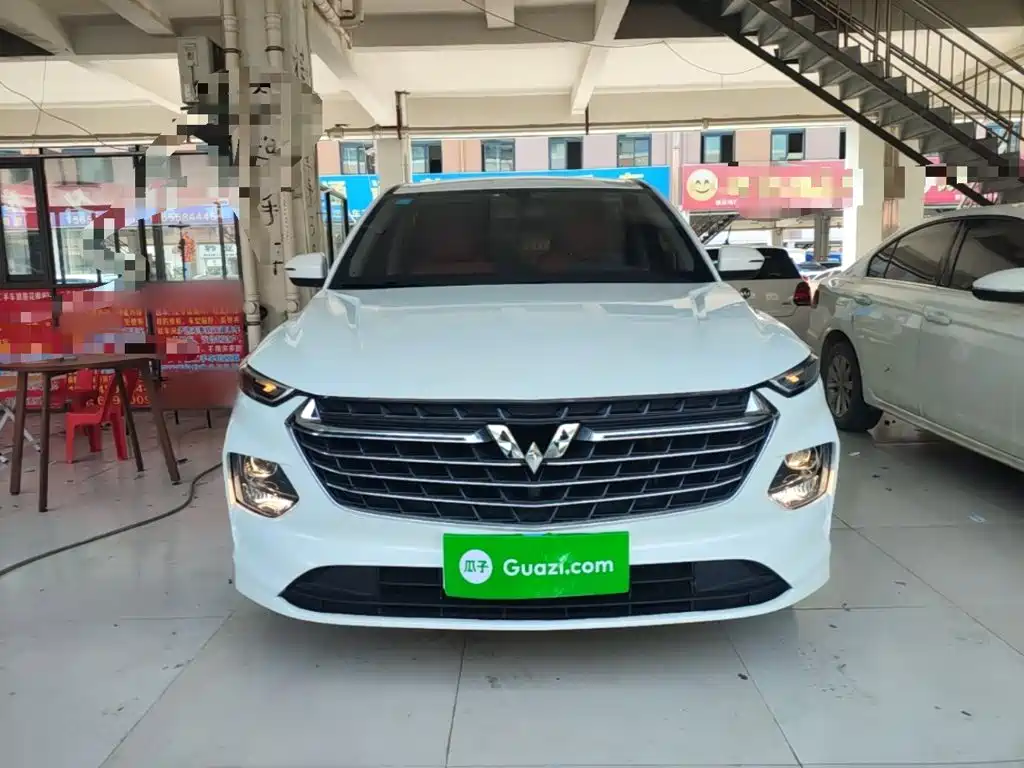 Wuling Victory 1.5 T CVT Elite